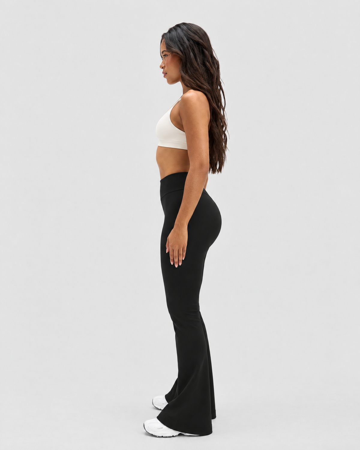 STRONGER Sculpt Flare Pants in Midnight
