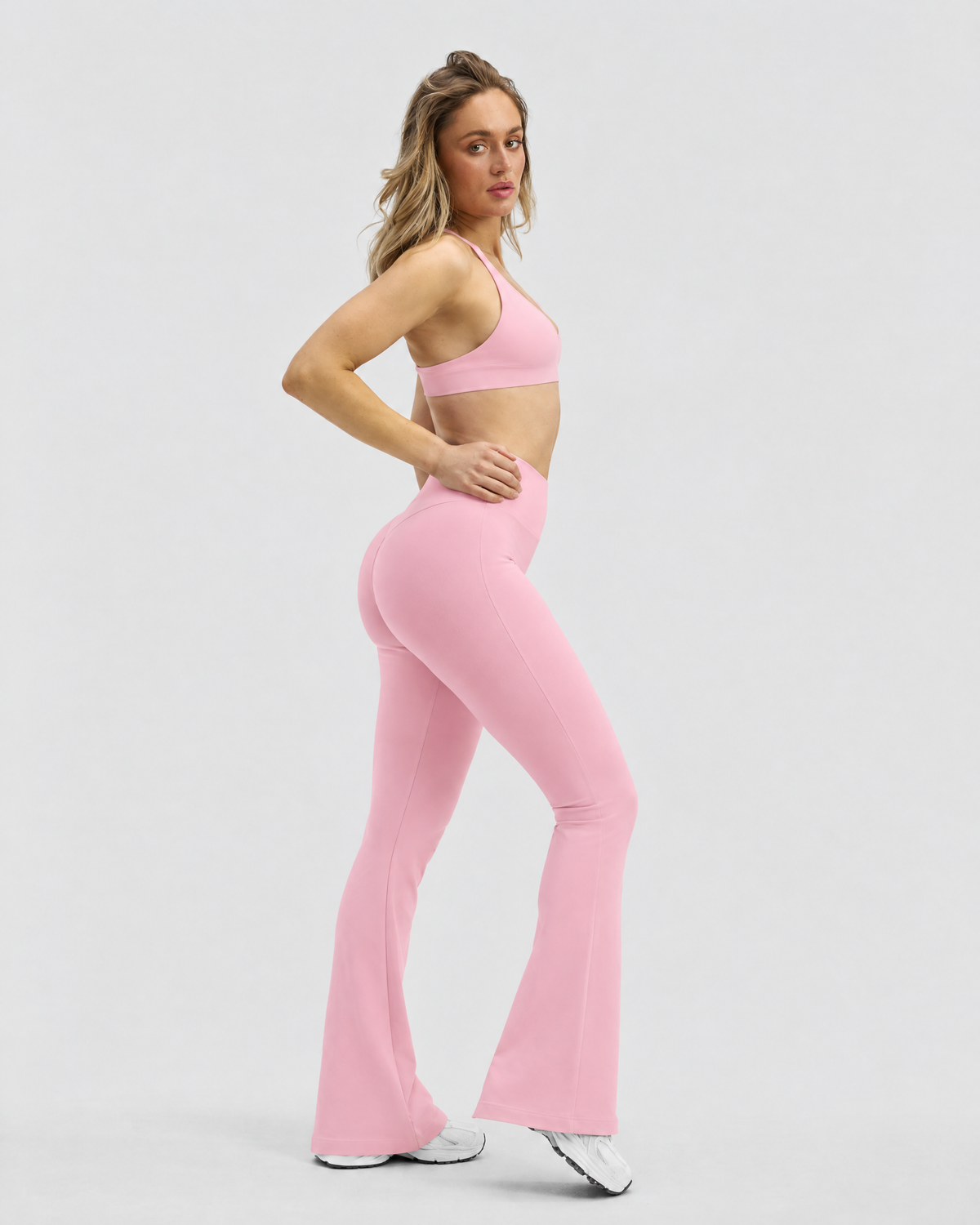 STRONGER Sculpt Flare Pants in Ballet Pink