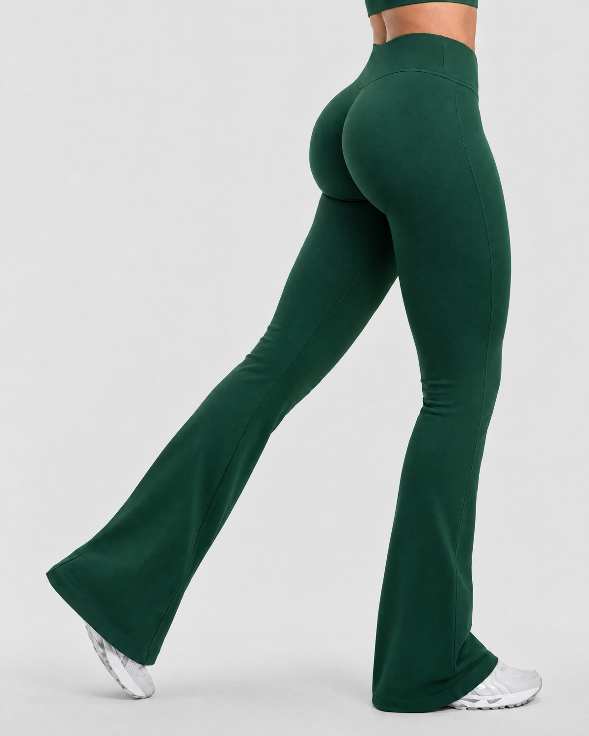 STRONGER Sculpt Flare Pants in Emerald