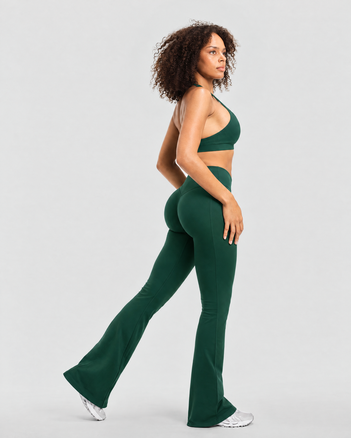 STRONGER Sculpt Flare Pants in Emerald
